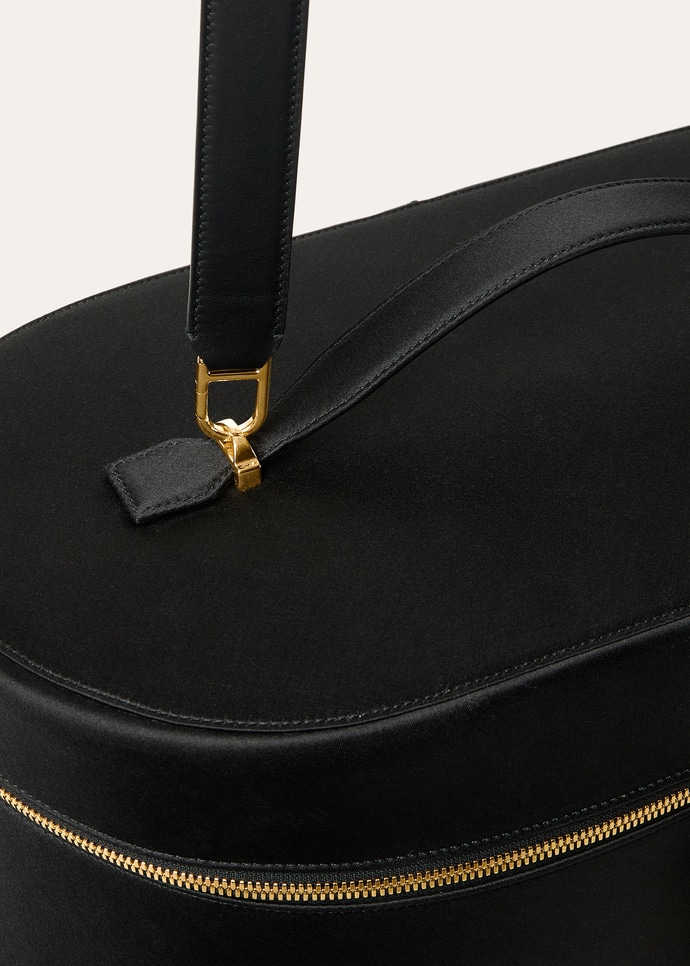 EXTRA SOFTY CASE L40 SATIN/ROUNDED LEATHER SC_FAQ9855_804L_NR_5