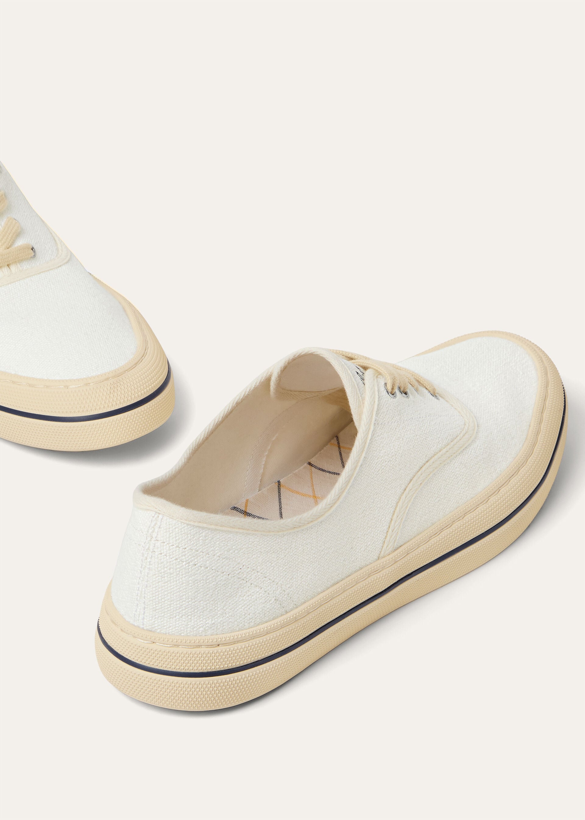 NANTUCKET WALK RAW CANVAS