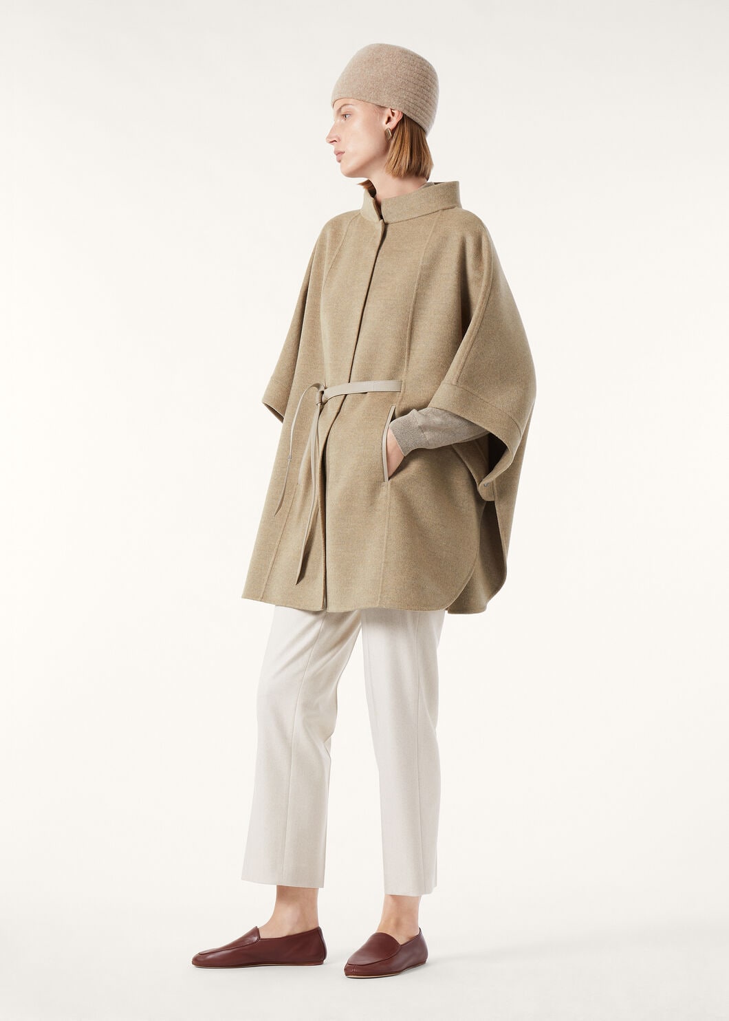 SALZBURG CAPE D. CASH                             