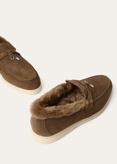 SUMMER CHARMS WALK SUEDE FUR
