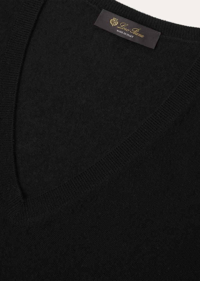 NEO PIUMA V NECK SWEATER CASHMERE GG 18_FAM9051_8000_7