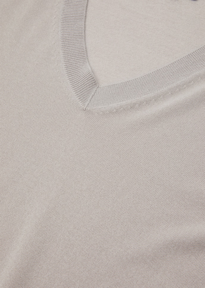 NEO PIUMA V NECK SWEATER CASHMERE GG 18_FAM9051_MC20_7