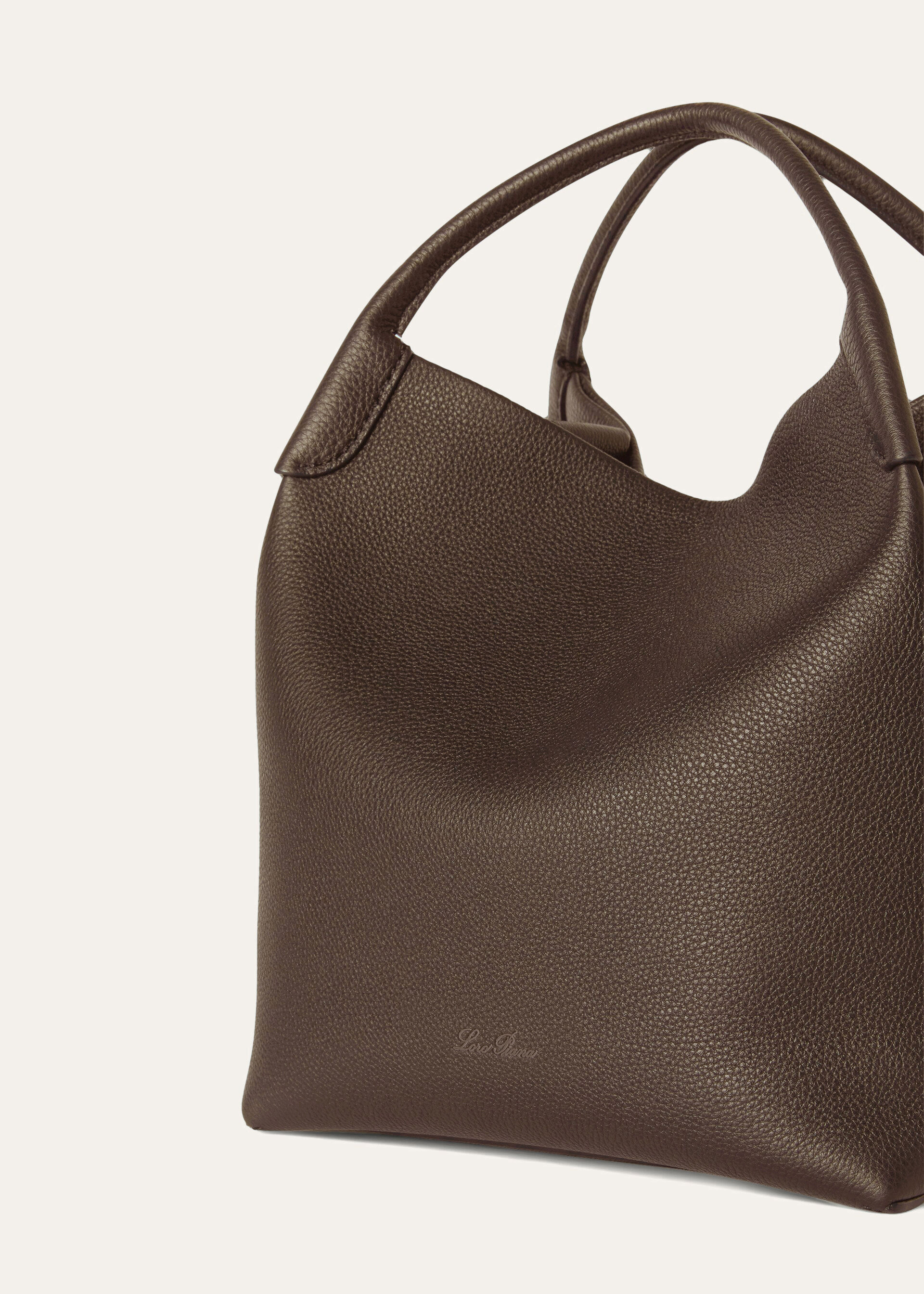 BALE LARGE FINE GRAINED LEATHER