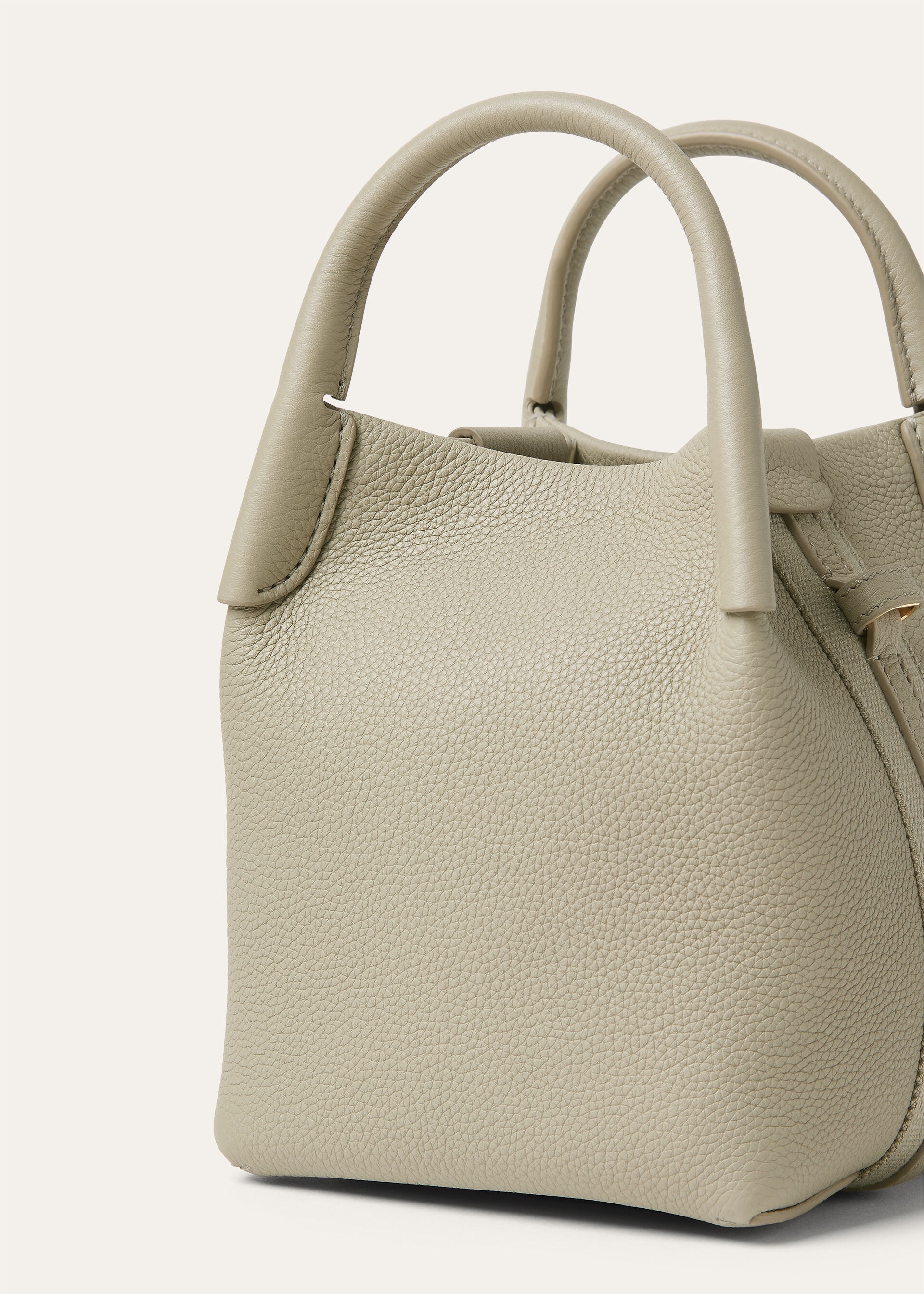 BALE MICRO FINE GRAINED LEATHER