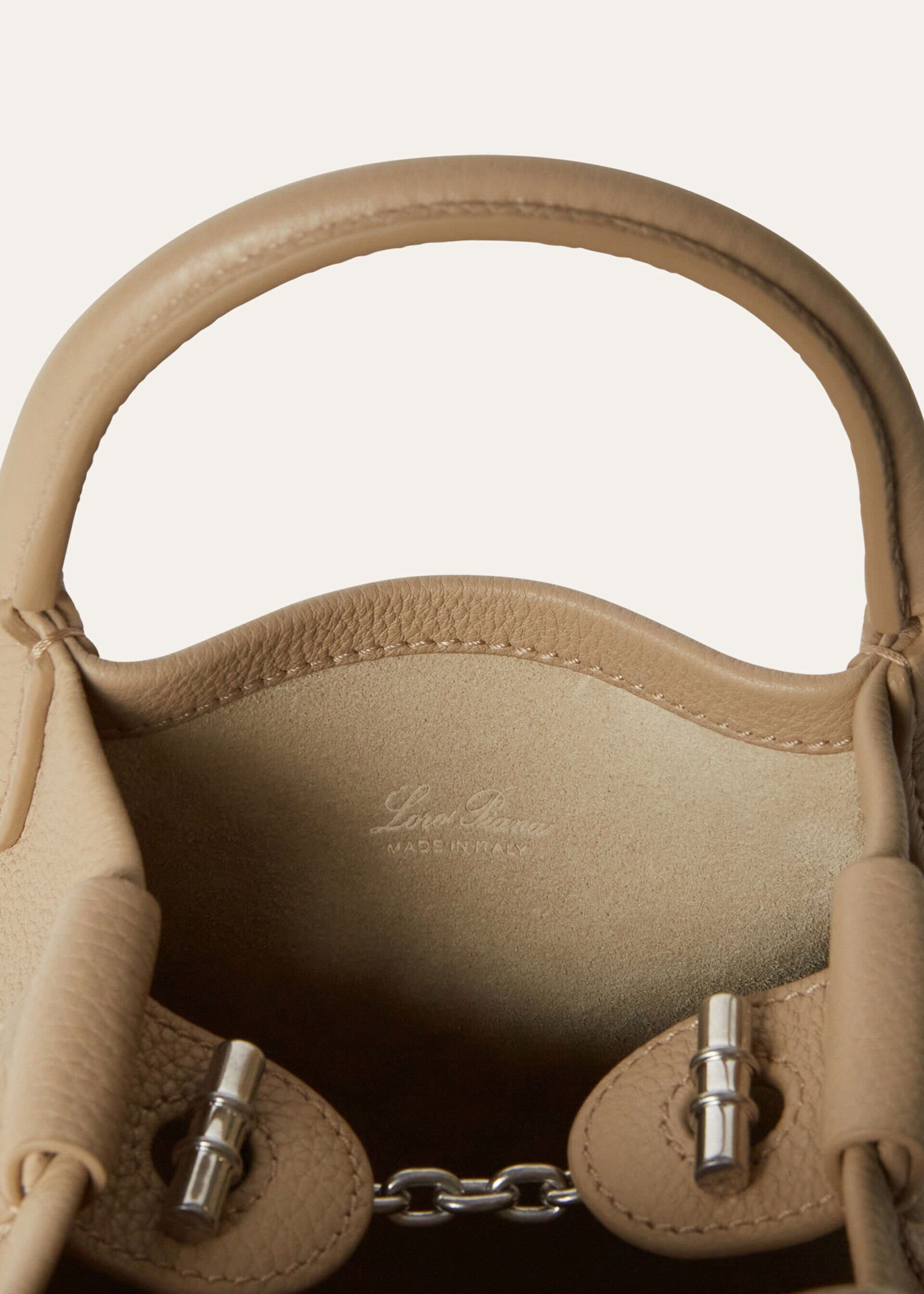 BALE MICRO FINE GRAINED LEATHER