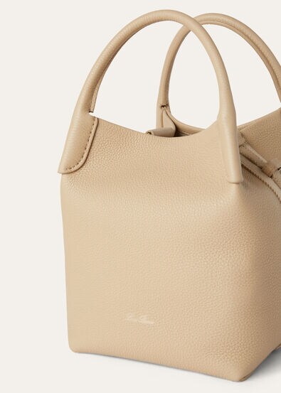 BALE SMALL FINE GRAINED LEATHER