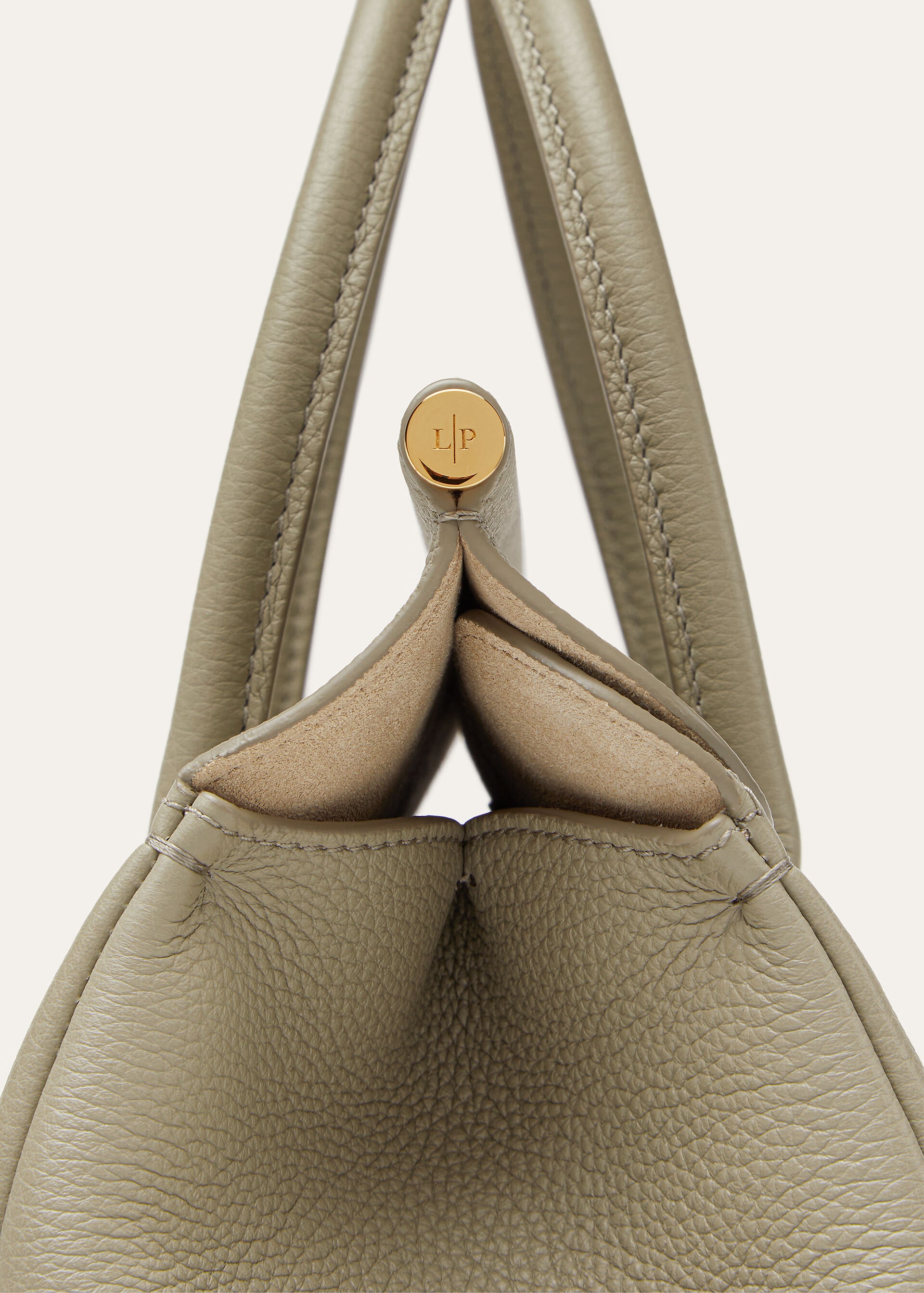 LOOM L25 FINE GRAINED LEATHER