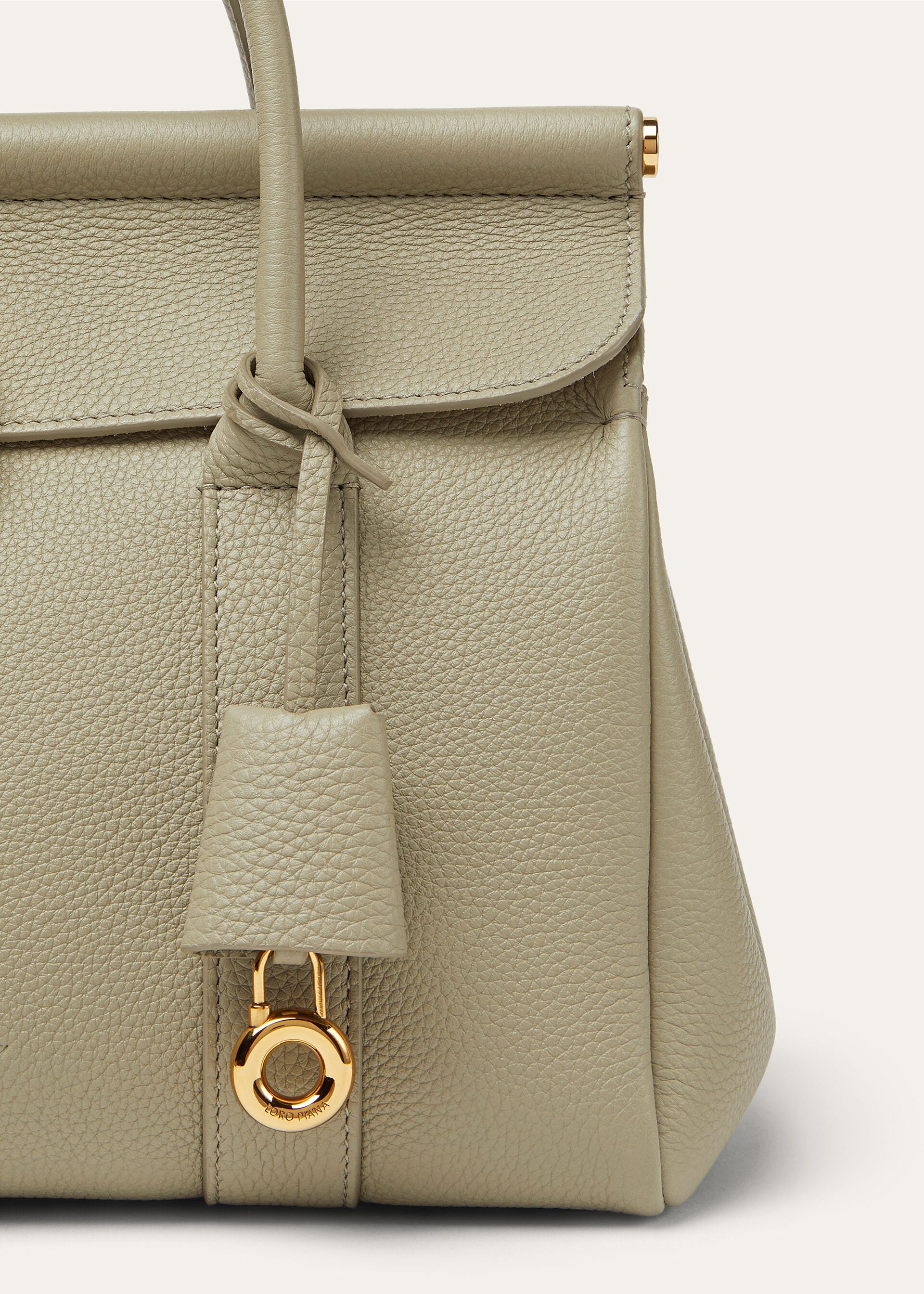 LOOM L25 FINE GRAINED LEATHER