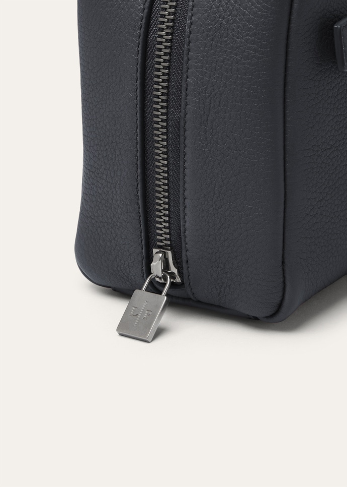 EXTRA TRAVEL POUCH MEDIUM TENDER CALF_FAO3204_W1BI_NR_3