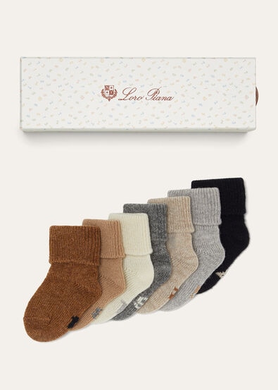 WEEKLY SOCKS SET CASH GG 18