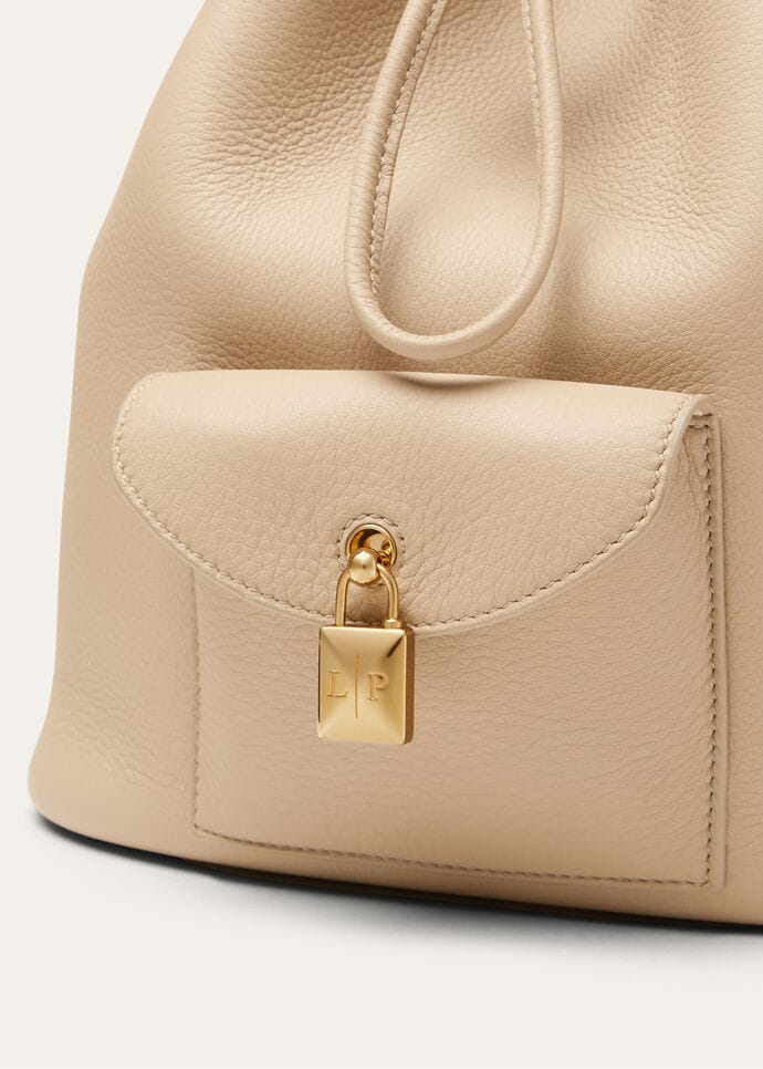 バックパック・リュック Loro Piana Extra Drawstring L27 Leather Backpack Extra Drawstring backpack L27 Calfskin Whisper White/Sun