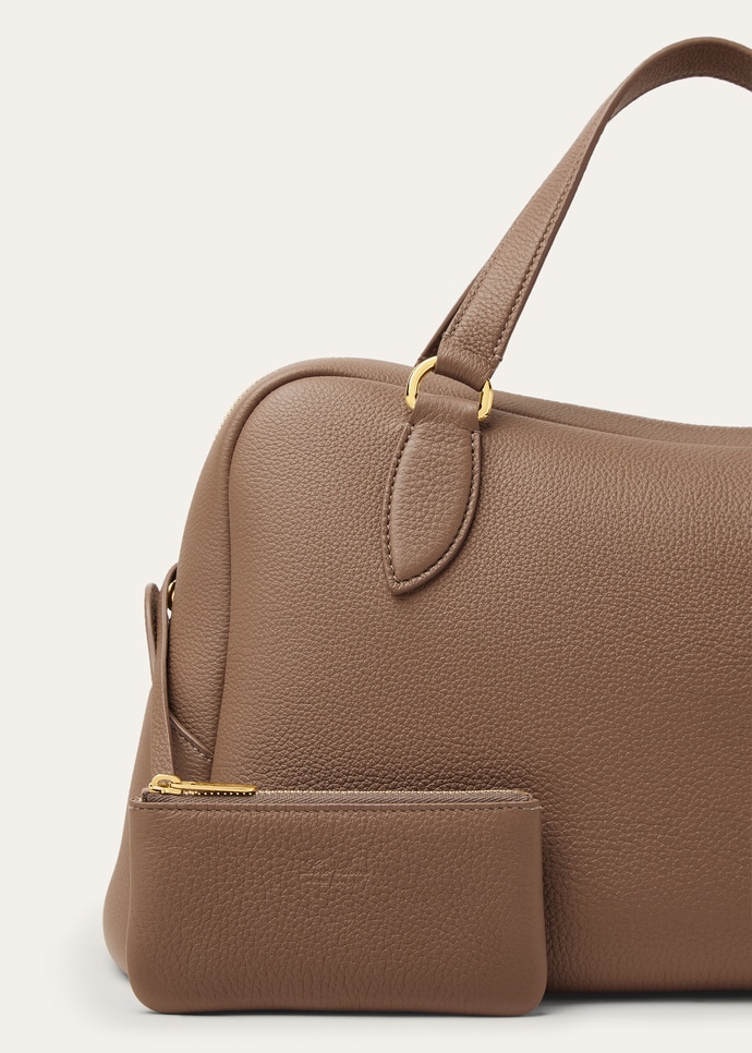 NEEDLE MEDIUM FINE GRAINED LEATHER_FAP1996_D0Q9_NR_9