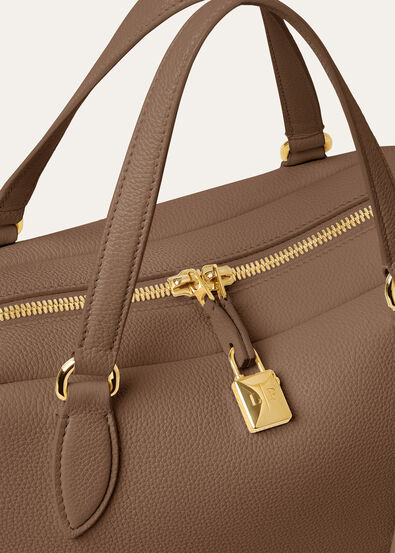 NEEDLE SMALL FINE GRAINED LEATHER