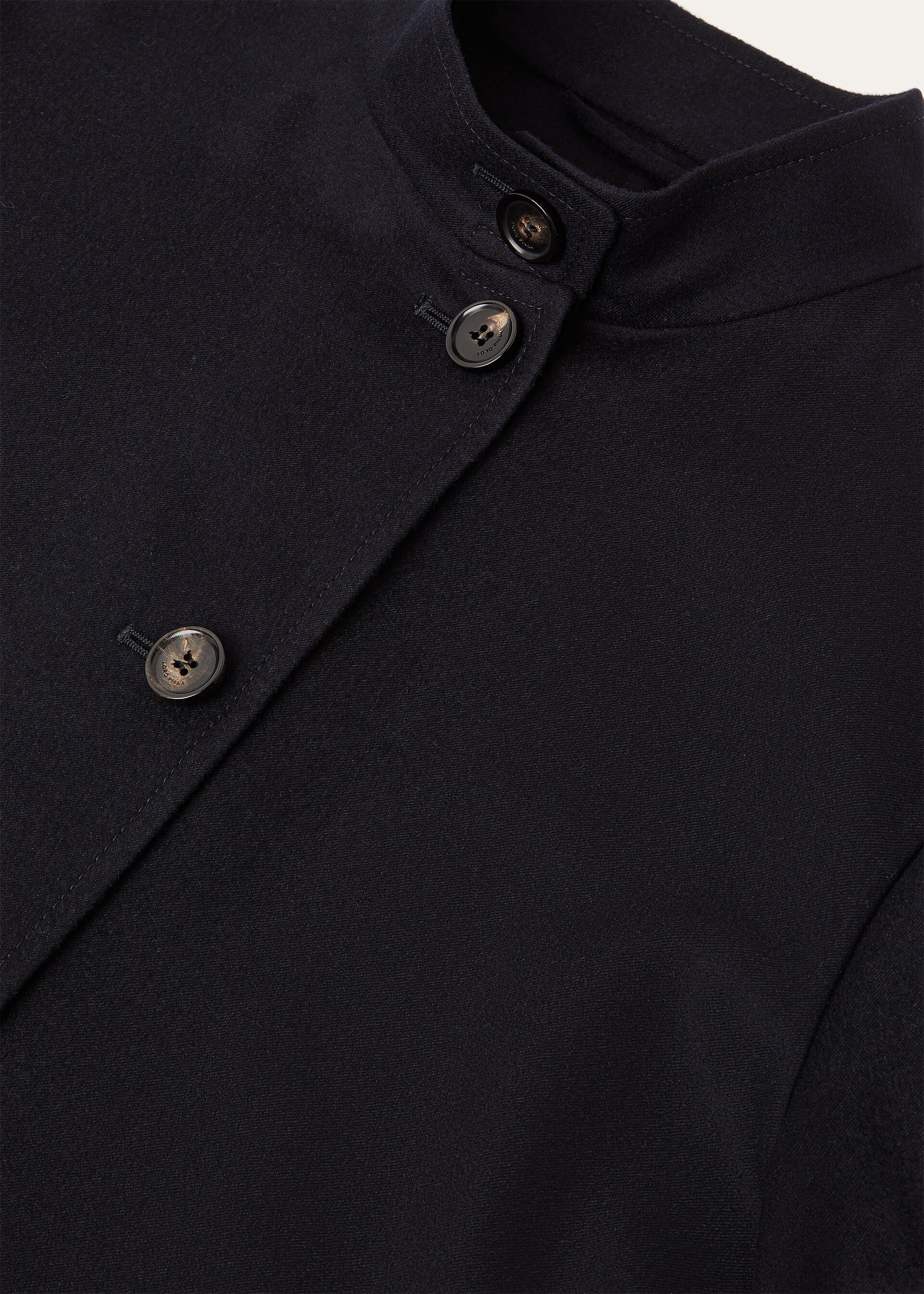 REMSEN CABAN ROYAL LIGHTNESS