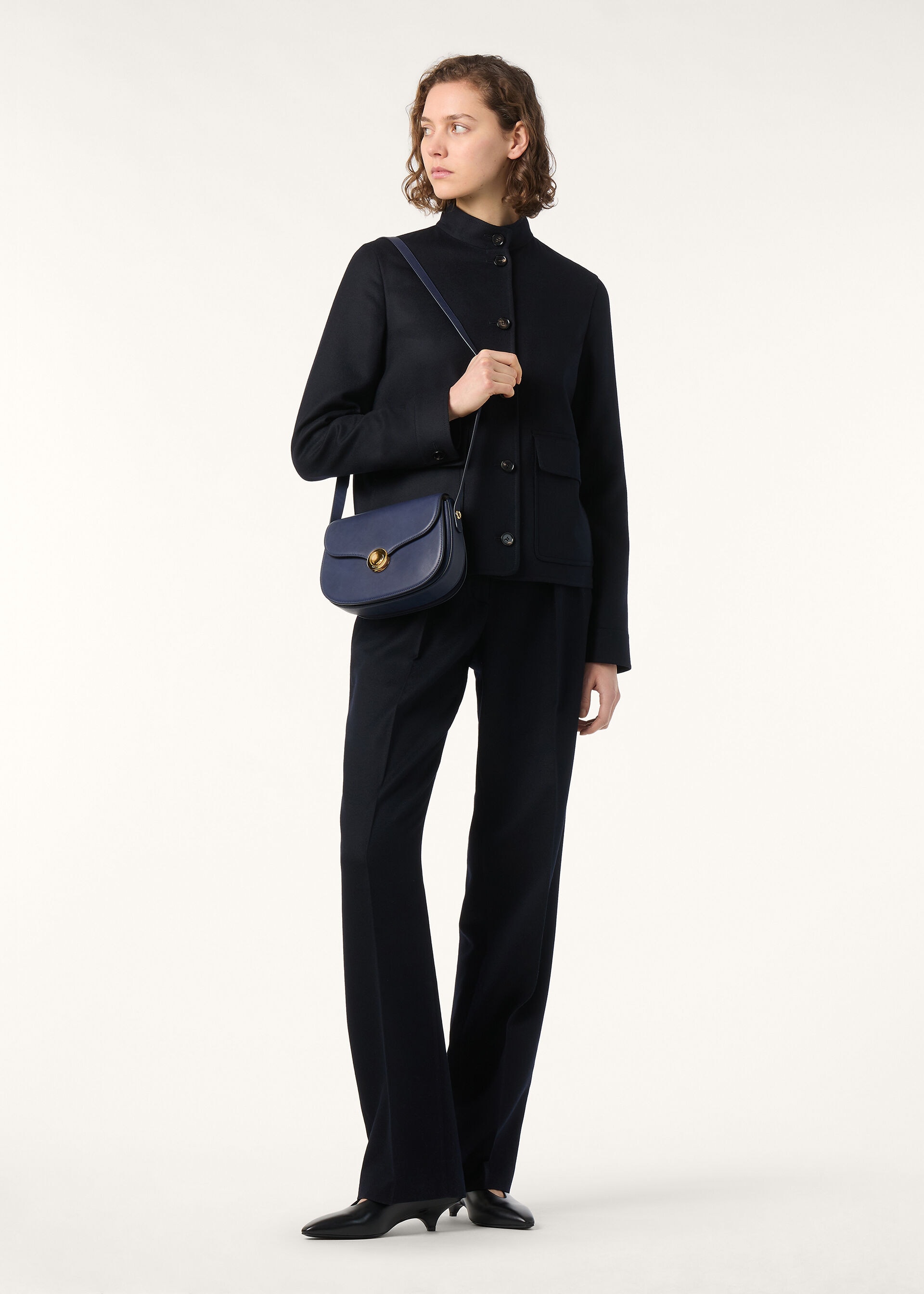 REMSEN CABAN ROYAL LIGHTNESS