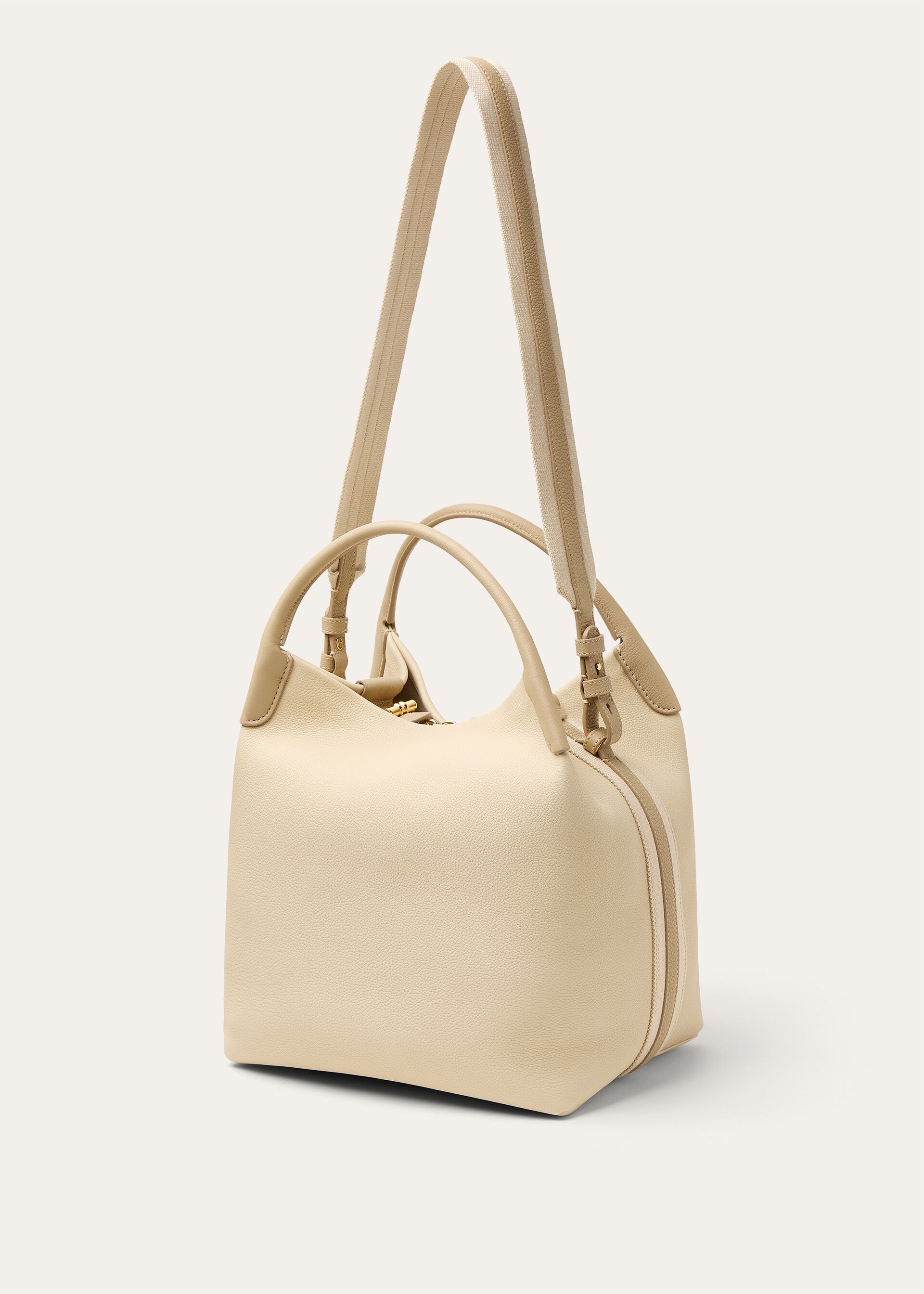 BALE LARGE FINE GRAINED LEATHER DOUBLE COLOR