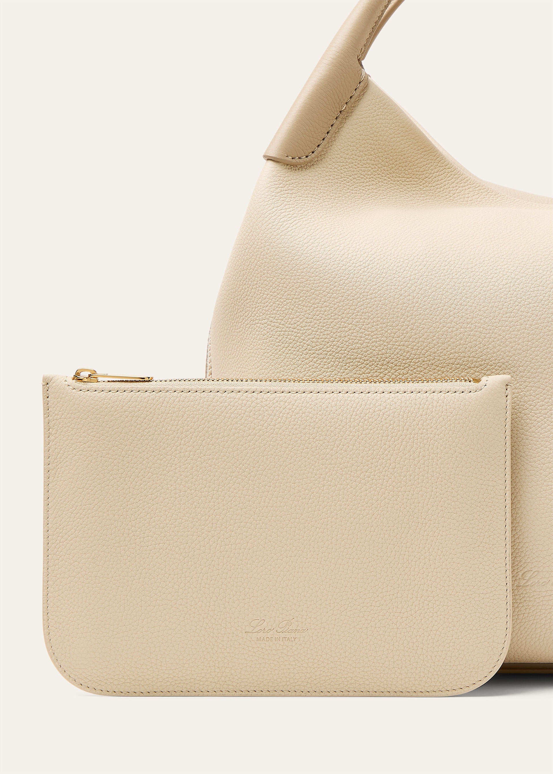 BALE LARGE FINE GRAINED LEATHER DOUBLE COLOR