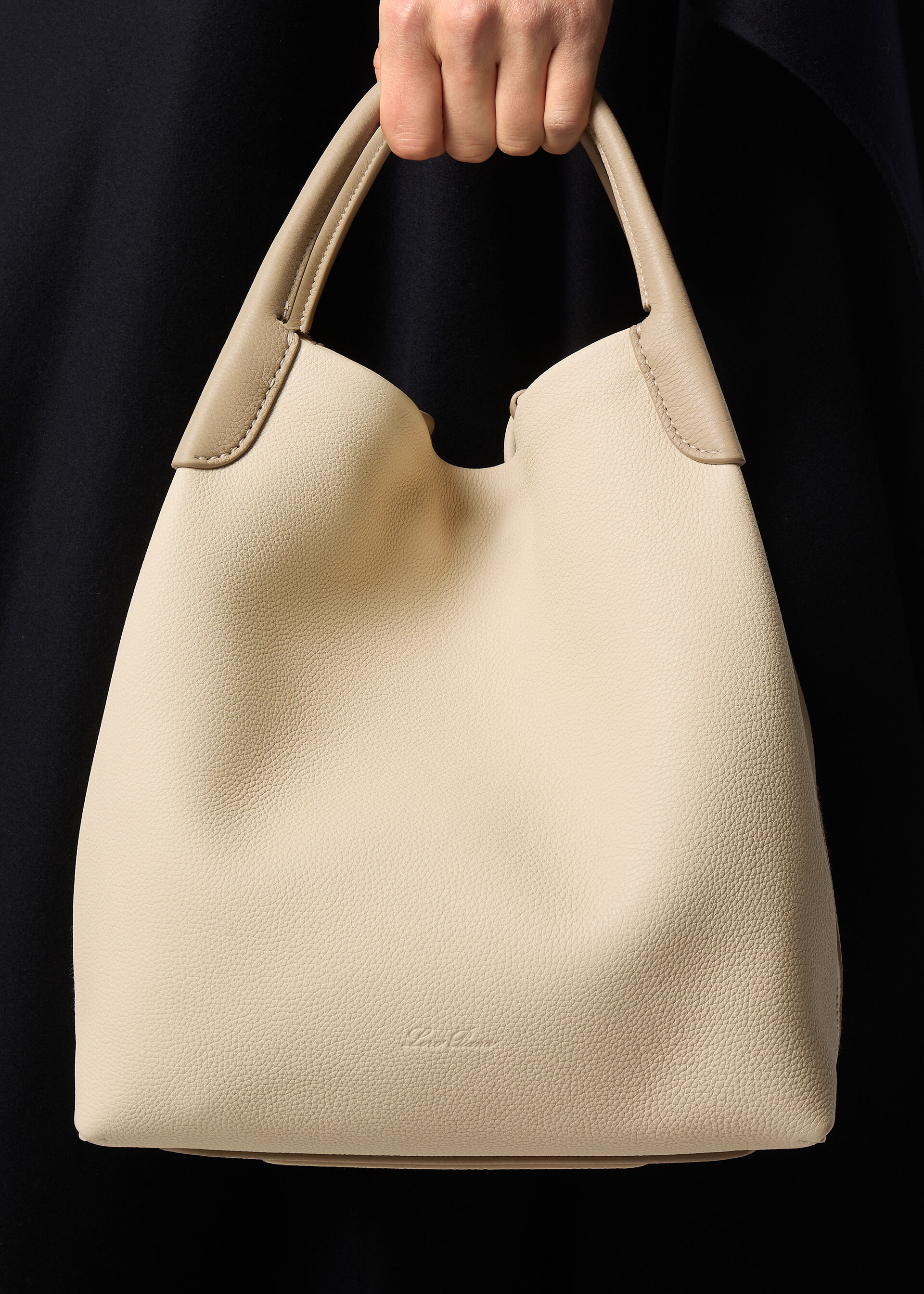 BALE LARGE FINE GRAINED LEATHER DOUBLE COLOR