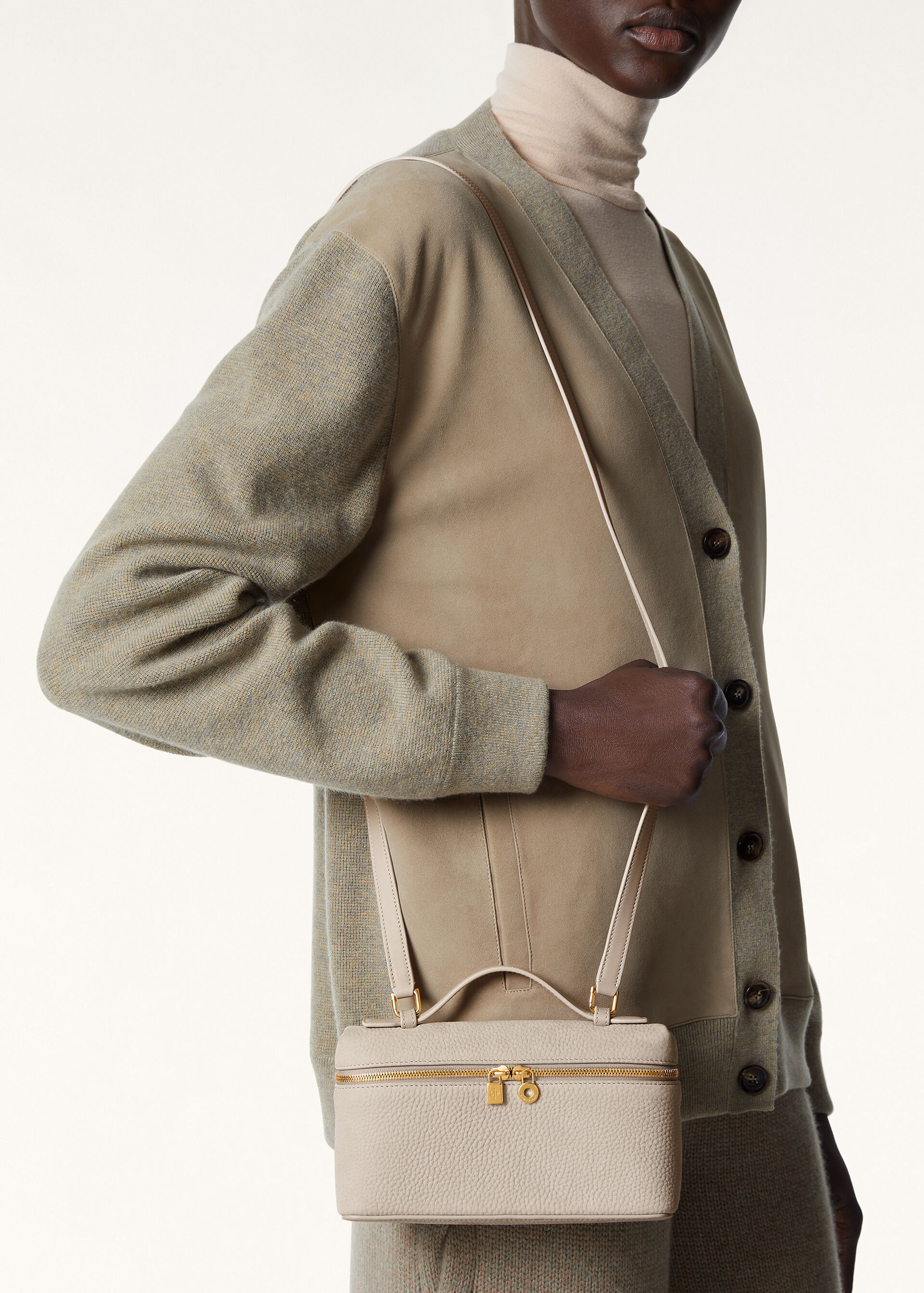 EXTRA POCKET L19 GRAINED NUBUCK/ROUNDED LEATHER