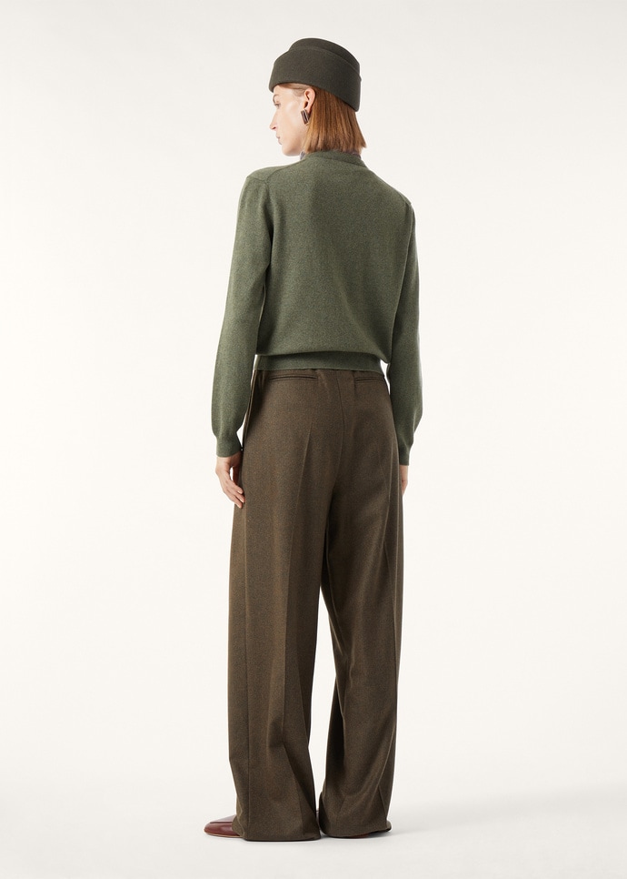 CLASSIC BABY CASH  CREWNECK CARDIGAN SWEATER GG 12_FAP8493_51BW_4