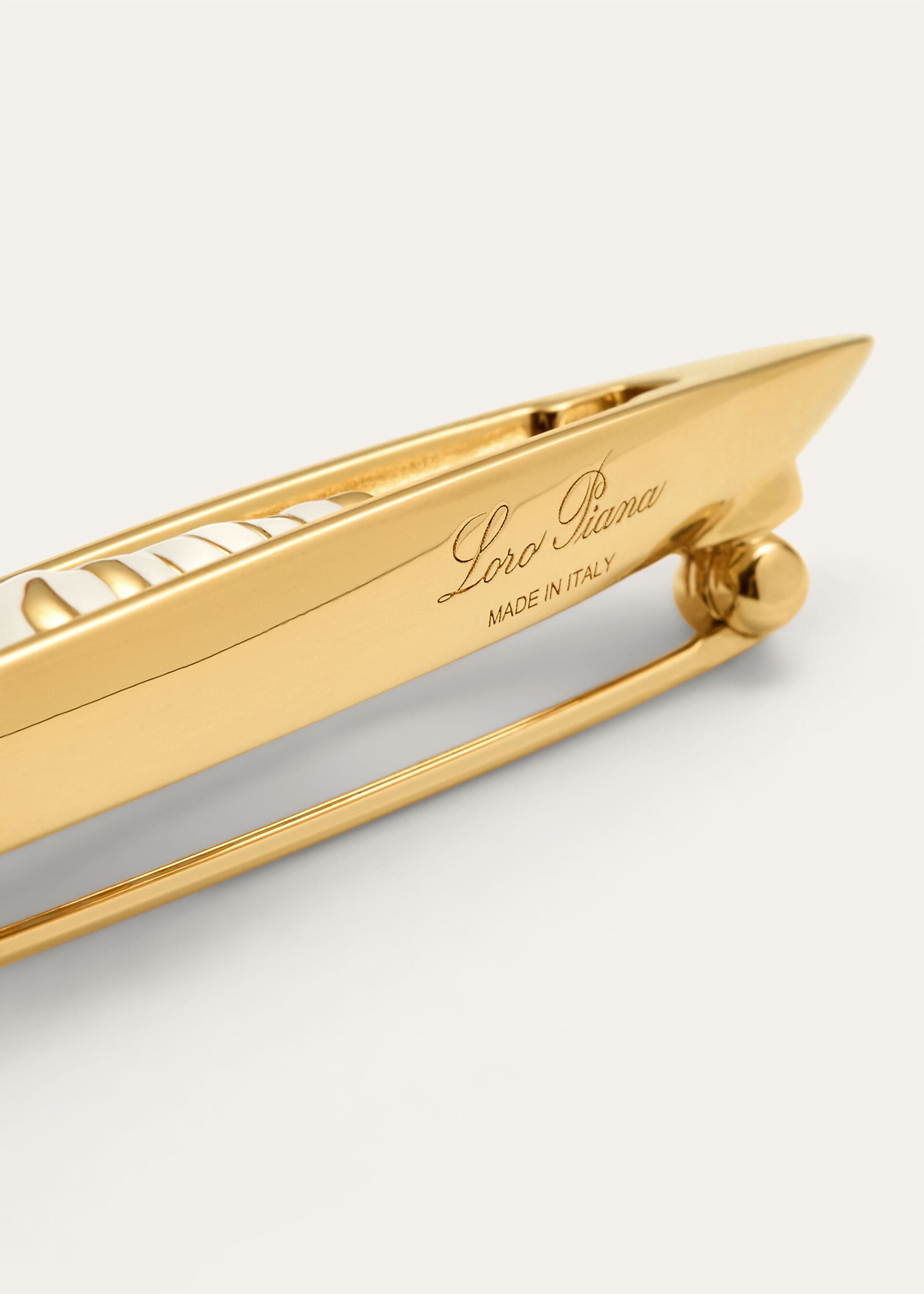 SHUTTLE PIN