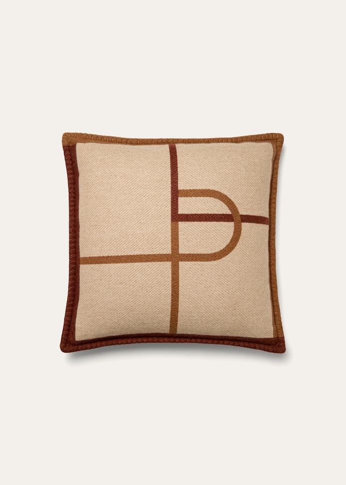 CUSHION DECO SIGNATURE CASH_FAQ0069_F7KB_NR_1