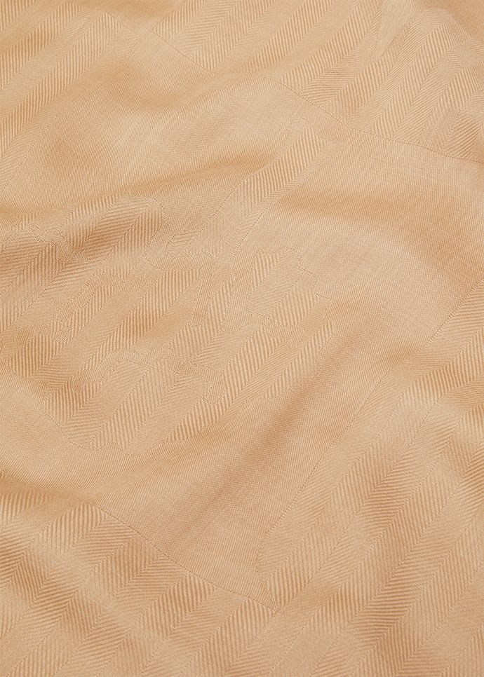 CREST JACQUARD SHAWL 120 CASH_FAQ0071_E0FI_2