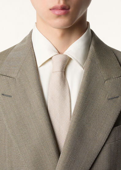 YALE TIE 8 DIAGONAL CHEVRON SILK CASH