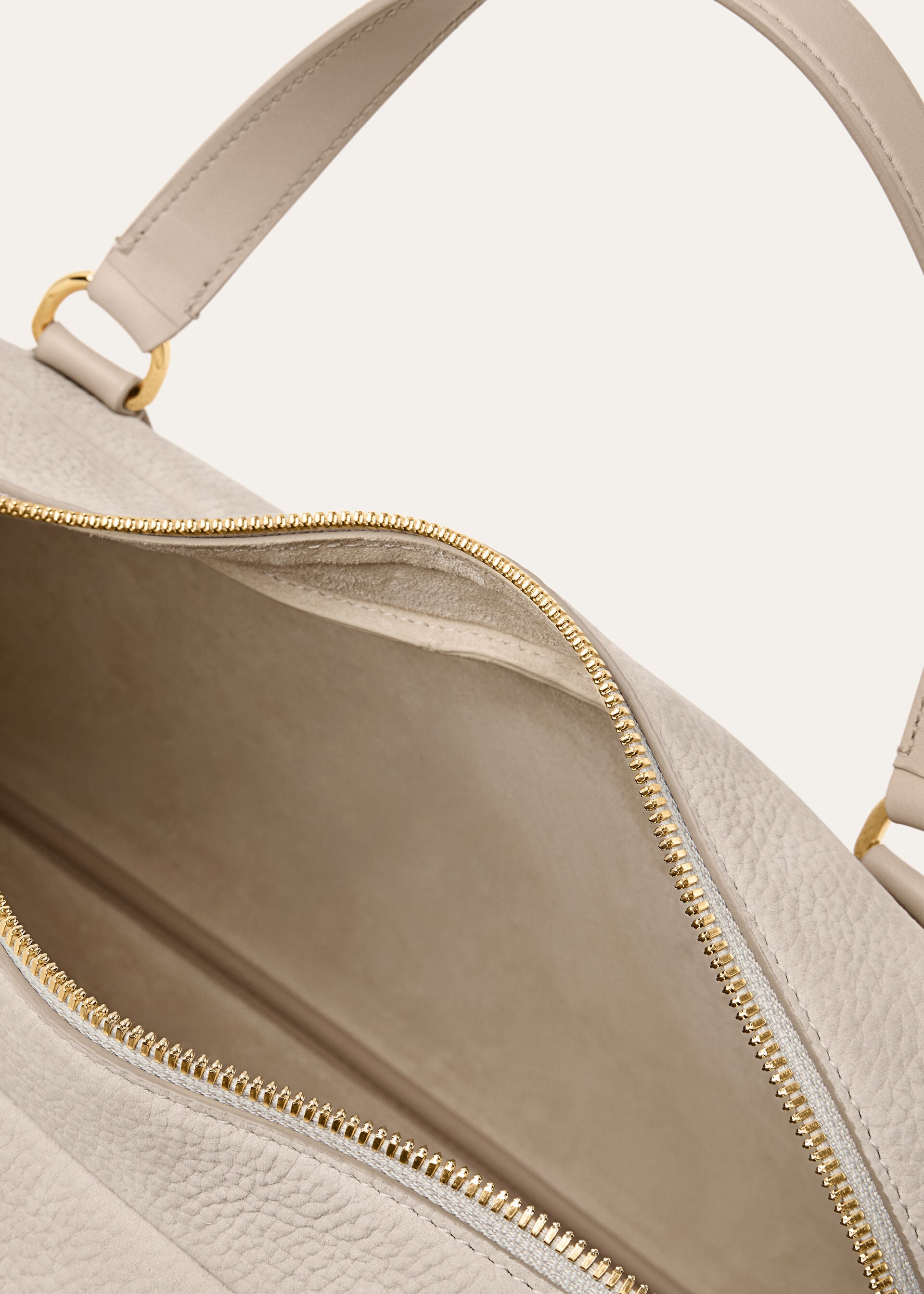 NEEDLE MEDIUM GRAINED NUBUCK/ROUNDED LTH