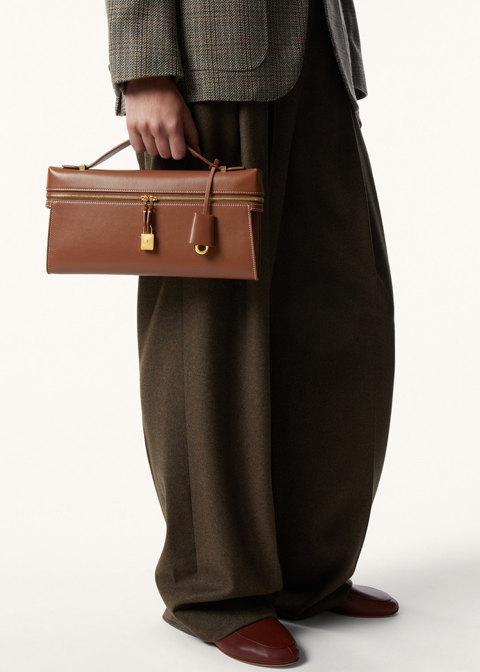 EXTRA CLUTCH L29 SADDLE LEATHER_FAQ2609_H16I_NR_1