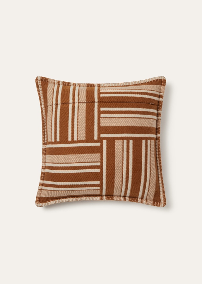 SQUARE CUSHION WOVEN STRIPE INTARSIA WOOL CASH_FAQ4242_F8OM_NR_3