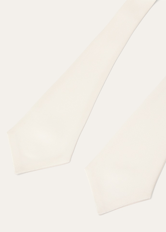 CONTINENTAL BOW TIE 6 SILK SPINA_FAQ4396_1230_NR_2