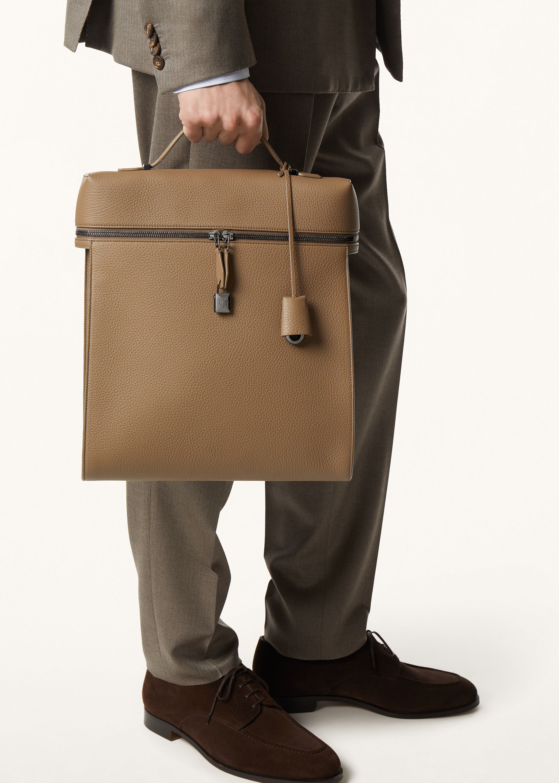 EXTRA BACKPACK L30 SOFT GRAIN LEATHER