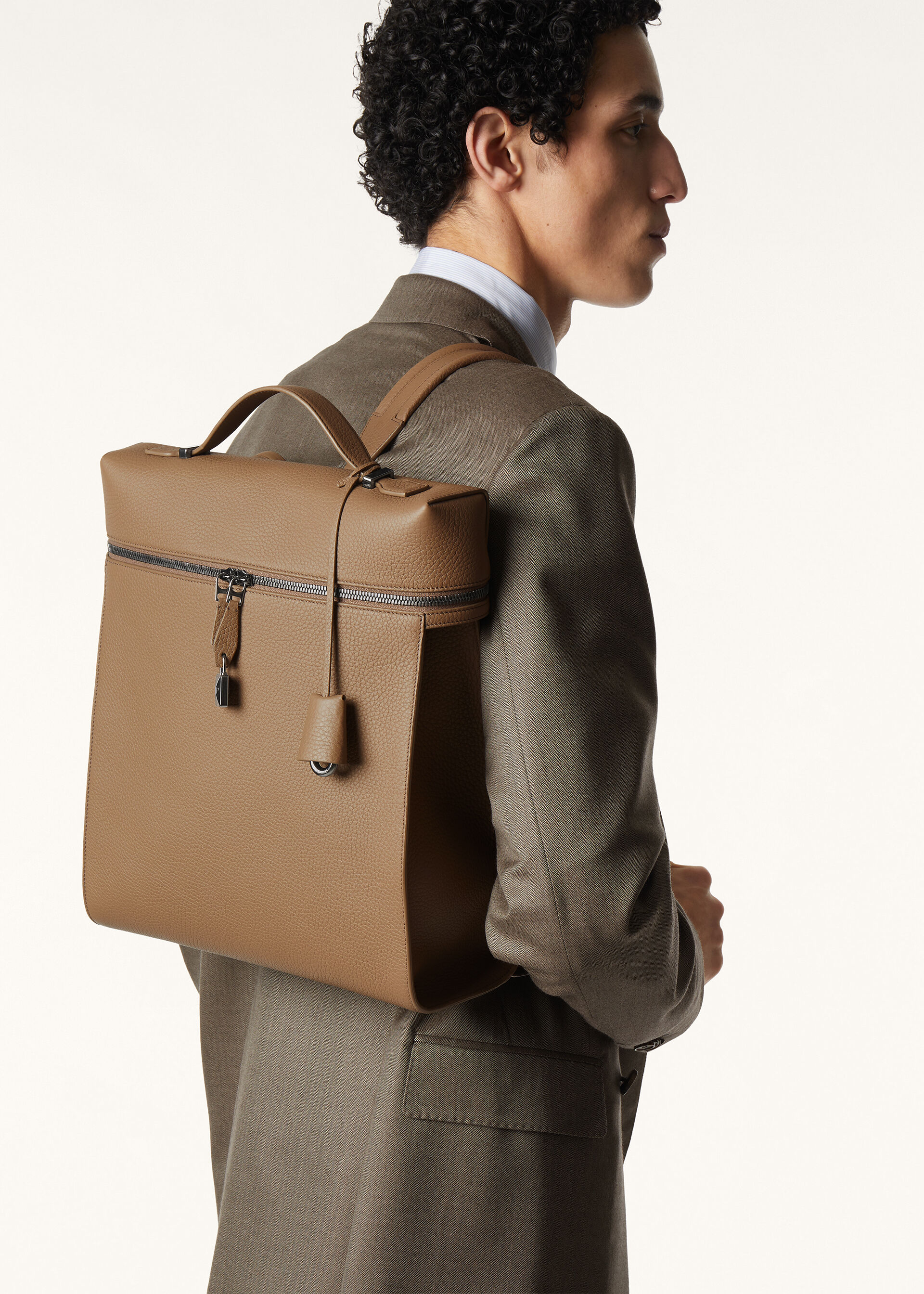 EXTRA BACKPACK L30 SOFT GRAIN LEATHER