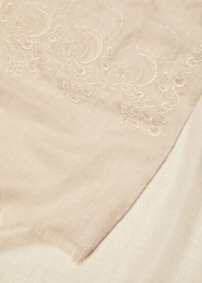 LAYL EMBROIDERED STOLE CASH