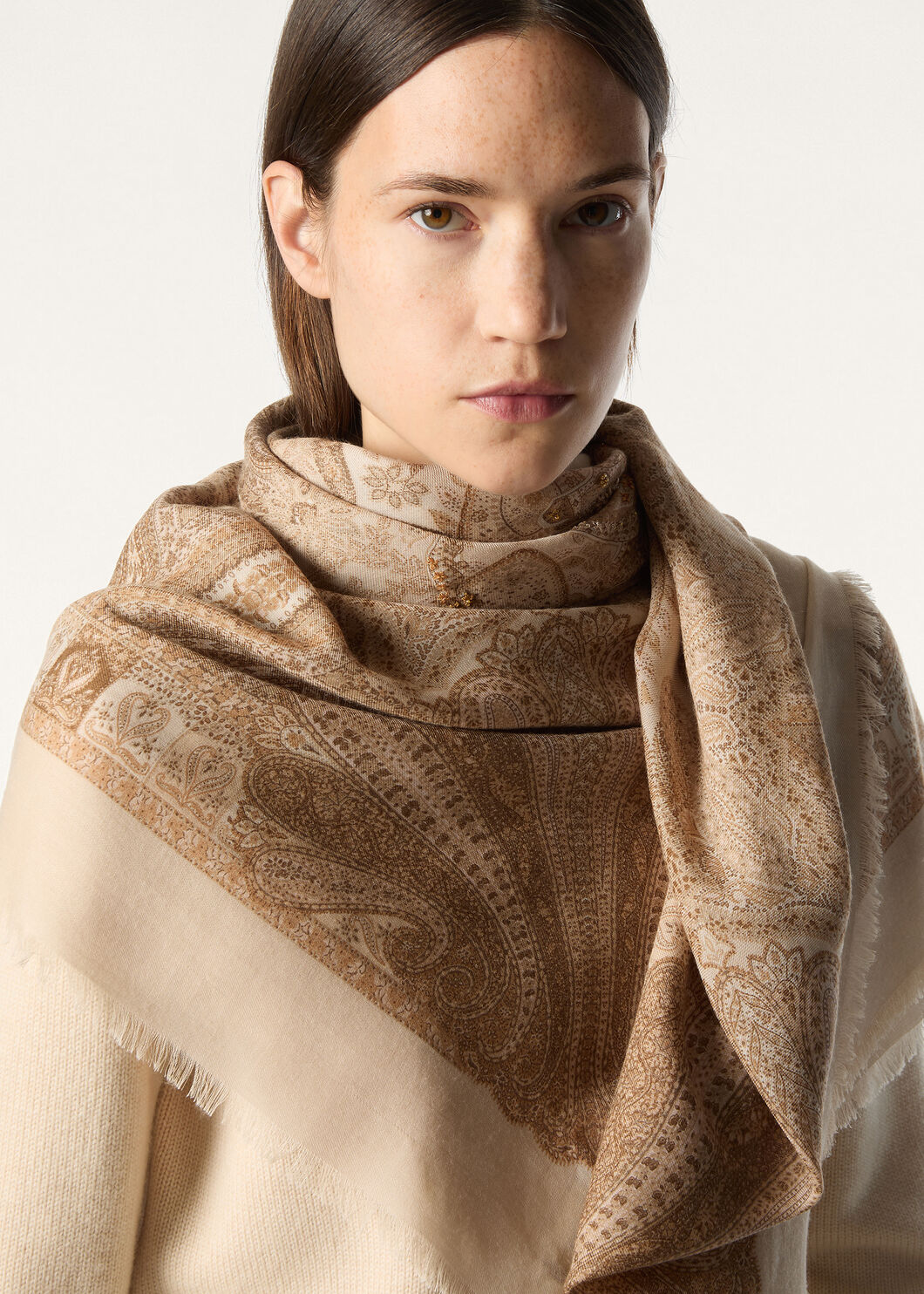 CHANDANI HORSE EMBROIDERED SHAWL 140 CASH SILK