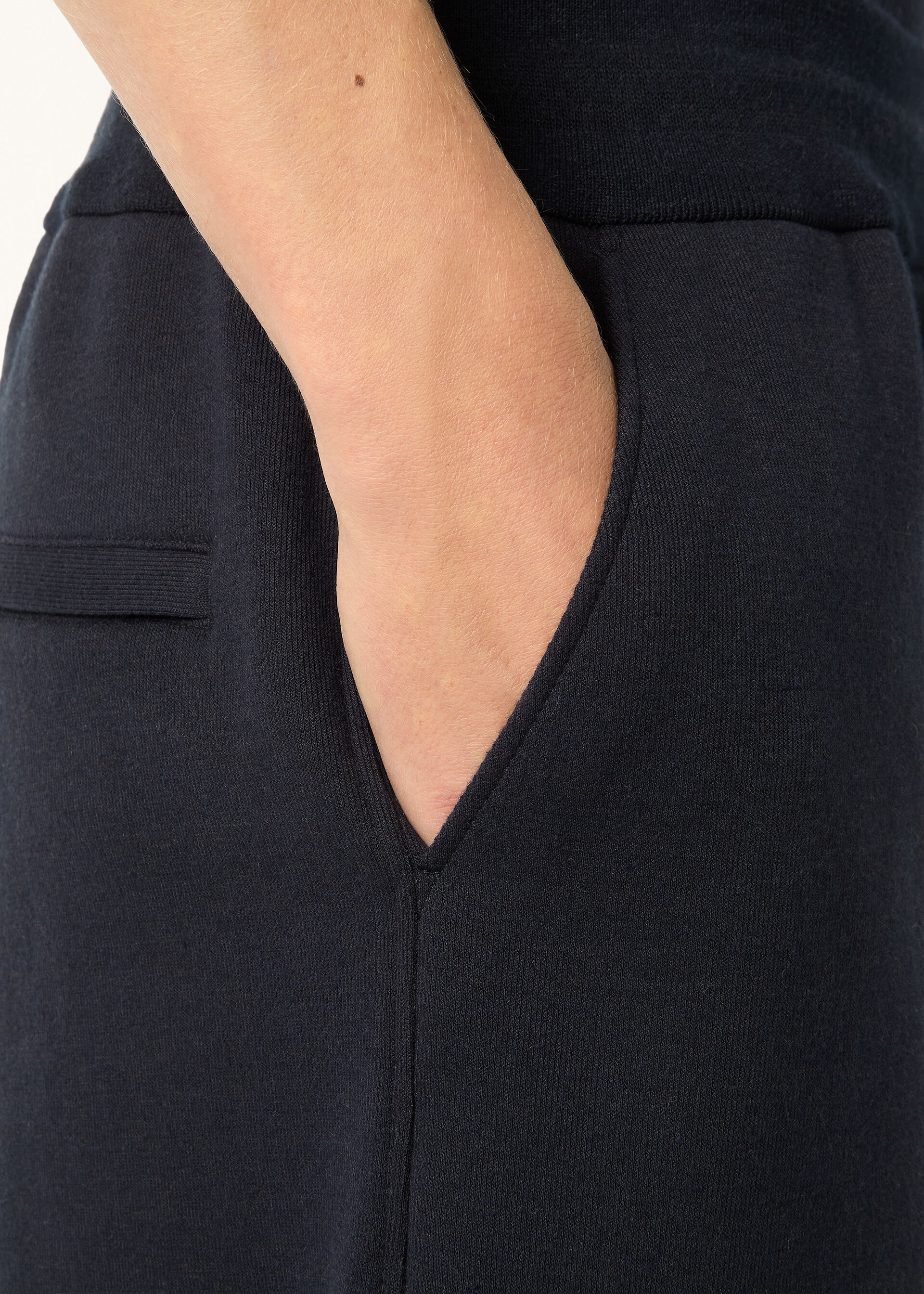 WHITNEY BERMUDA JERSEY LUXURY FLEECE