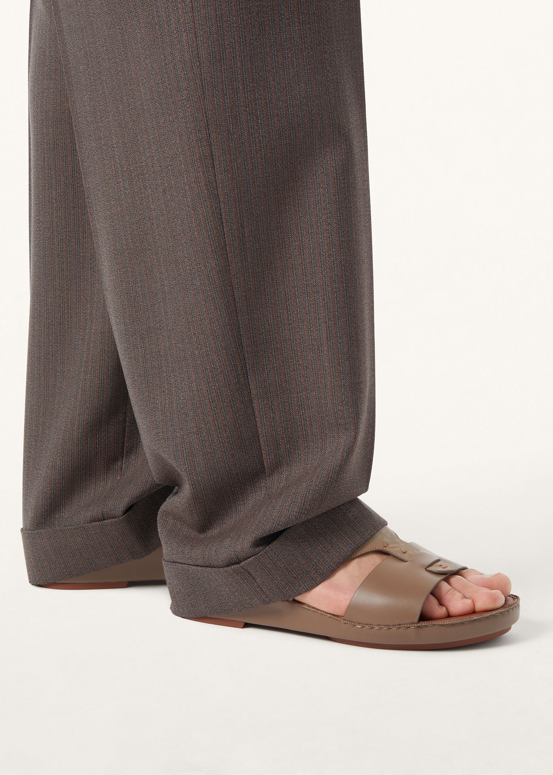 NEW BUCKLE WALK SANDAL OSTRICH CALF