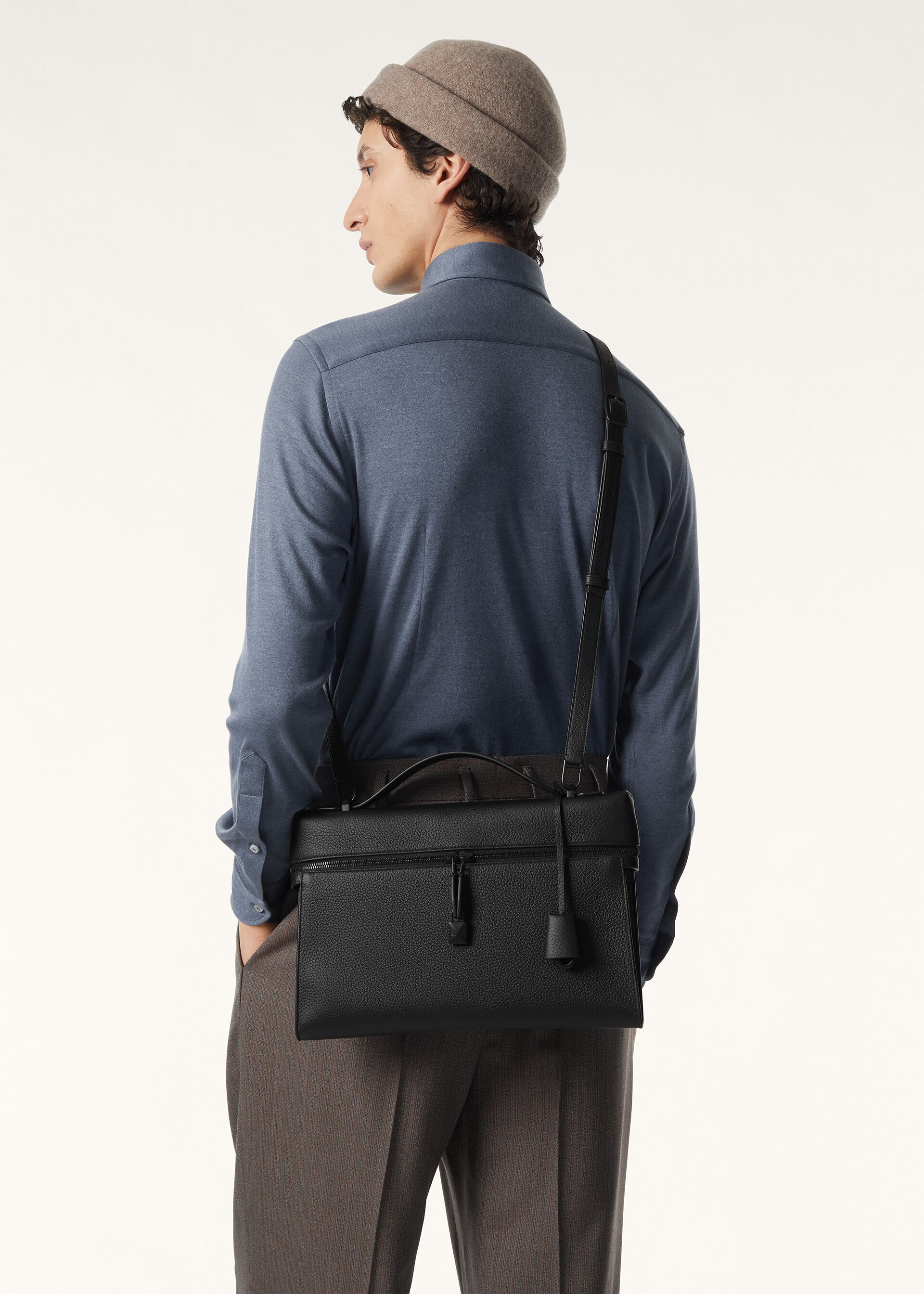 EXTRA MESSENGER L33 SOFT GRAIN LEATHER