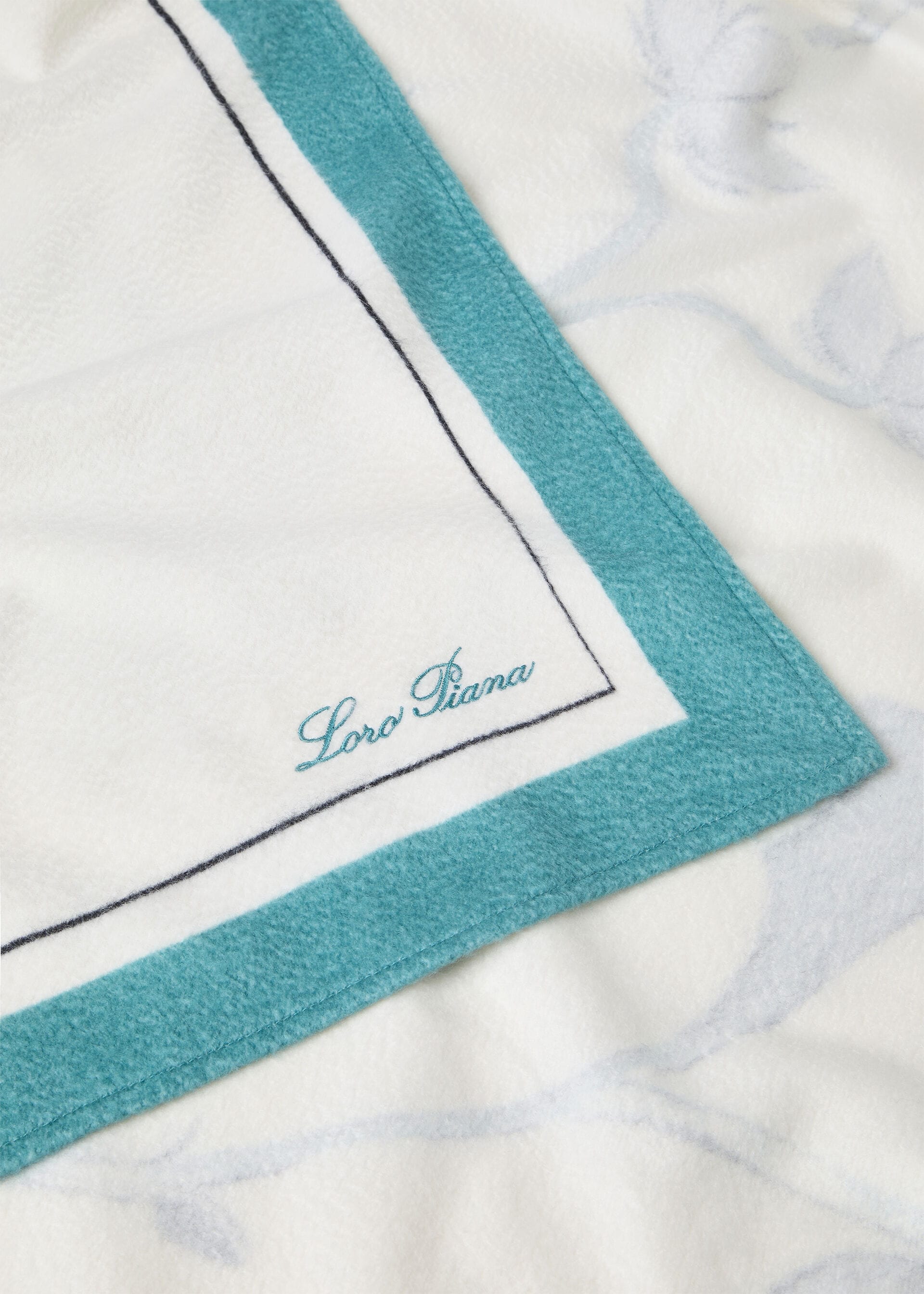 LORO PIANA CARDO RAMAGE PLAID CASH