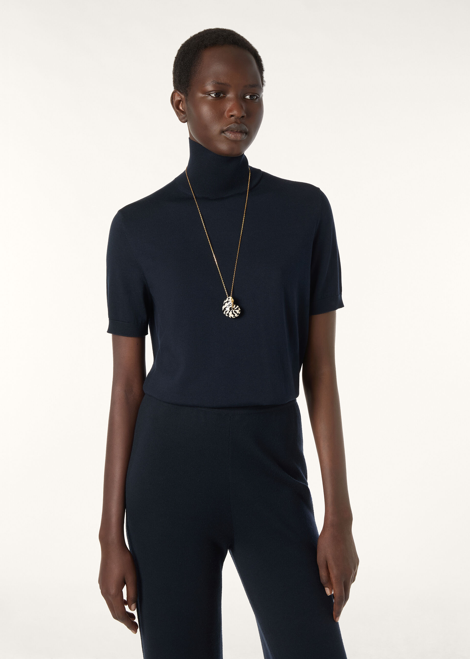 ICONIC ROYAL LIGHTNESS SS TURTLENECK SW. WOOL SILK GG 18