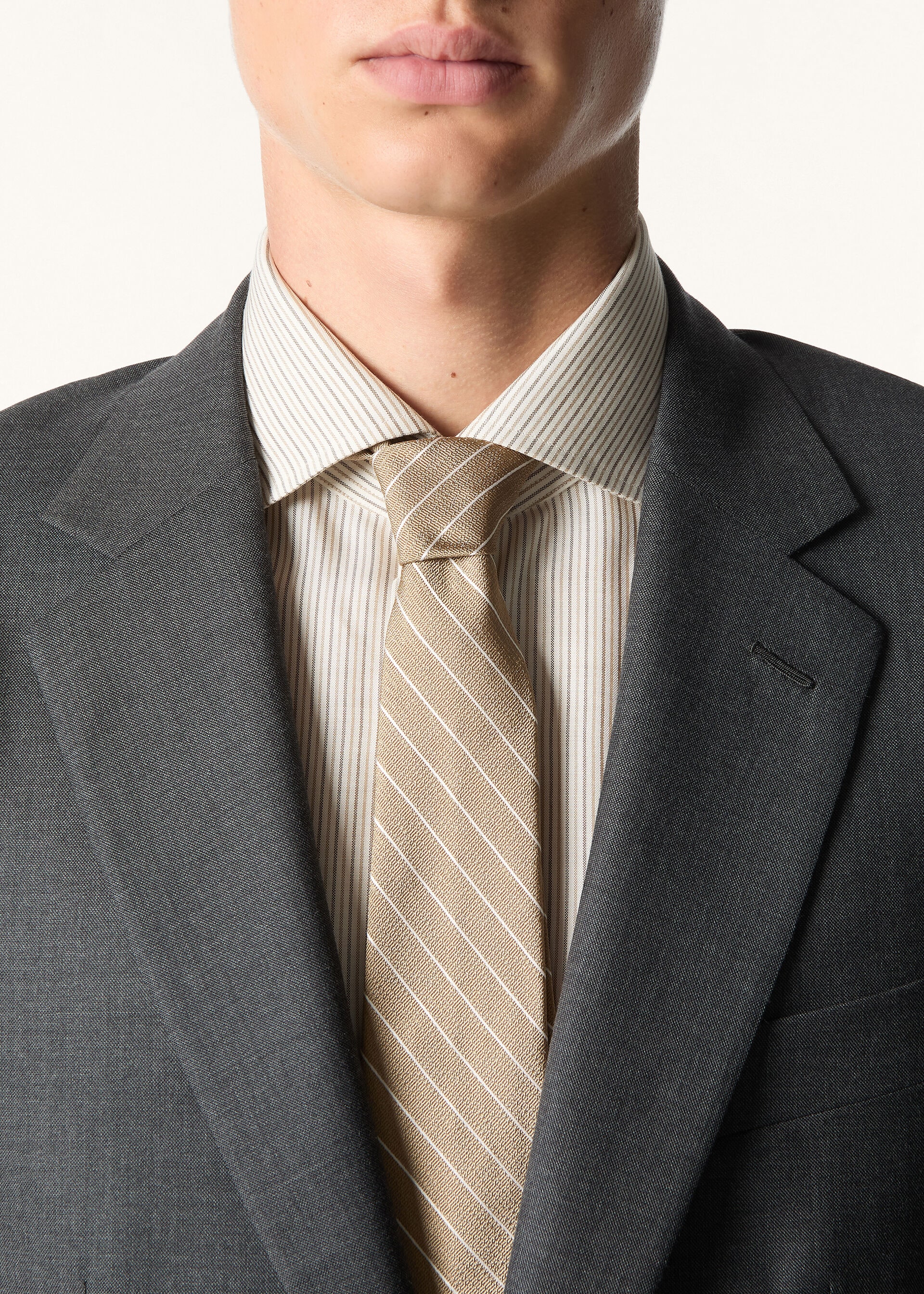 YALE TIE 8 ROYAL STRIPE SILK