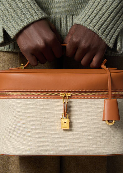 EXTRA SOFTY CASE L30 NATURAL CANVAS/BUTTER CALF