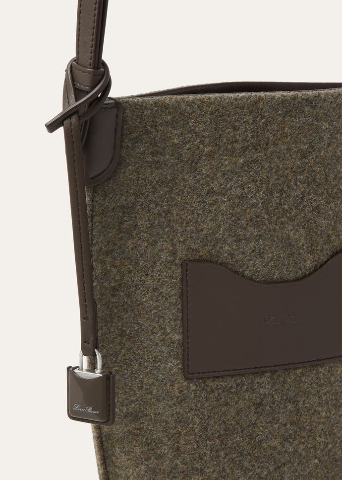 BALE PHONE CASE MELTON CASH/RNDD LTR_FLM0039_B6O2_NR_4